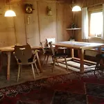 Unterbrunnhaus Semesterbostad *