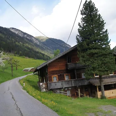 Unterbrunnhaus Holiday home Finkenberg