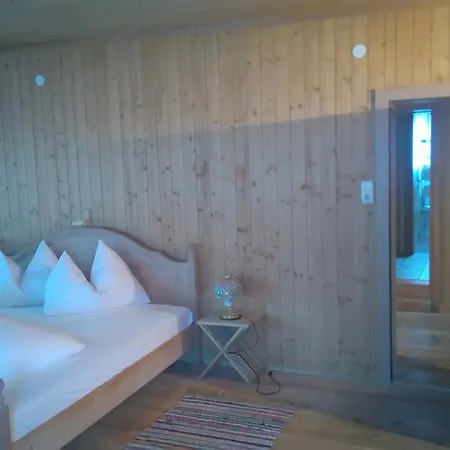 菲恩豪斯昂特布恩豪斯度假屋 弗林肯贝格