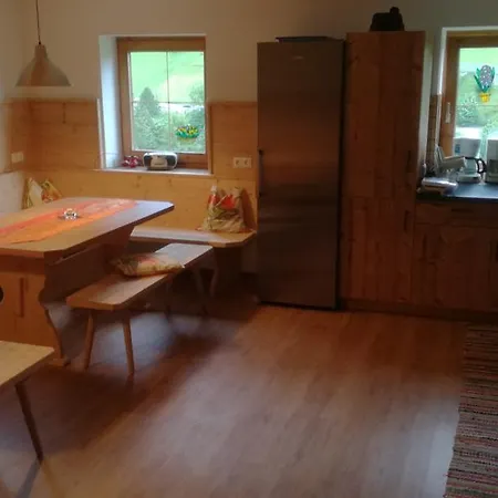 度假居 菲恩豪斯昂特布恩豪斯度假屋 *